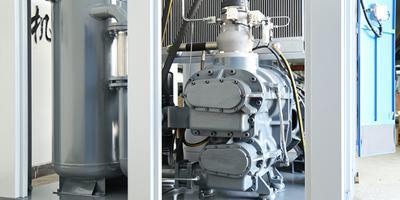 Two stage compressor air end